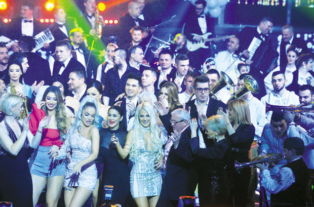 Дочек на Пинку: Поноћ уз Месечину